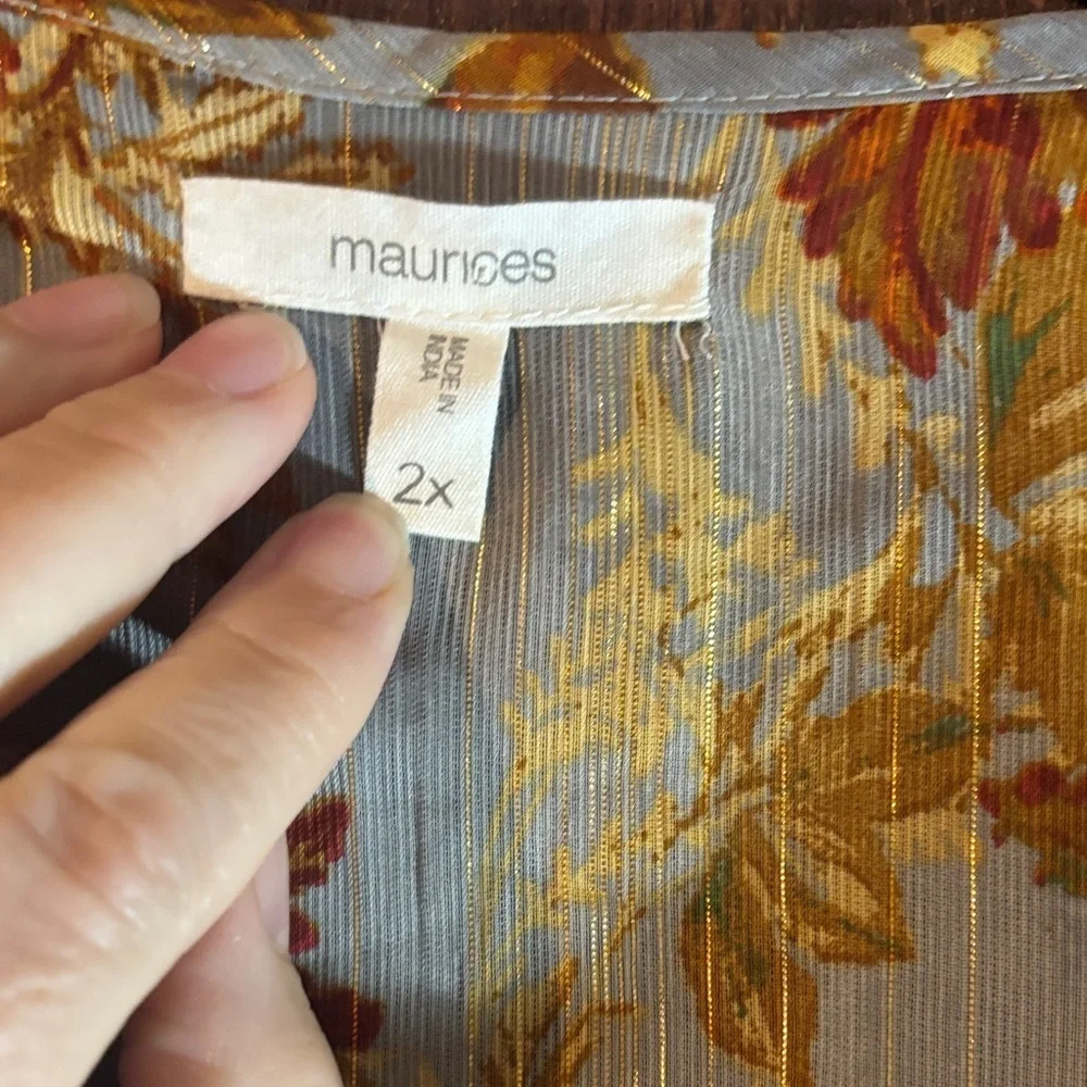 Maurices Metallic Blousen Sleeve Top